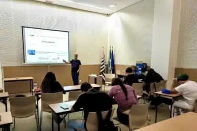 Imagem card com fundo